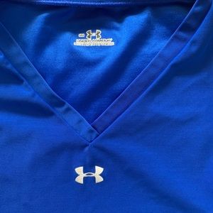 Under Armor workout tee!
